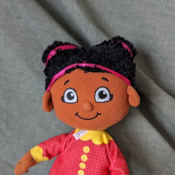 PBS Daniel Tigers Neighborhood Miss Elaina Plush Toy 9" Stuffed Doll Fred Rogers - Picture 6 of 11
